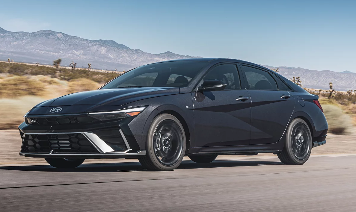 Hyundai Elantra 2025
